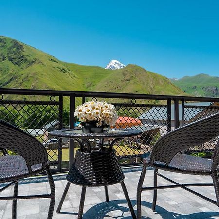 Travel Inn Kazbegi Kültér fotó