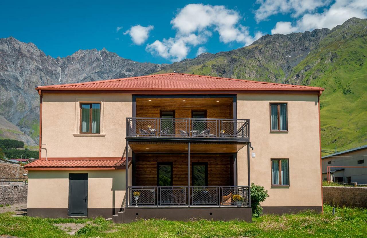 Travel Inn Kazbegi Kültér fotó